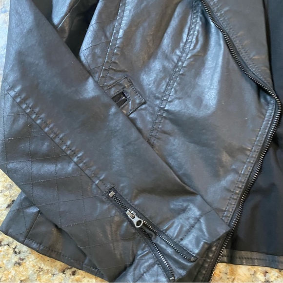 LOFT women’s Moto Jacket - Picture 4 of 8